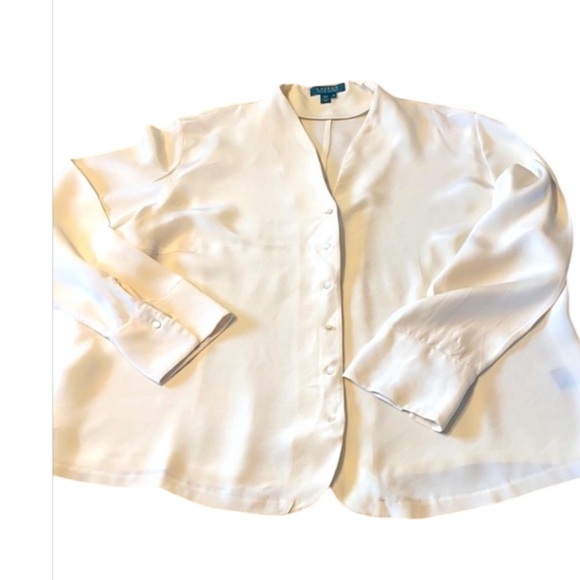 Ralph Lauren Tops - RALPH LAUREN ⭐️  100% silk blouse FINAL PRICE